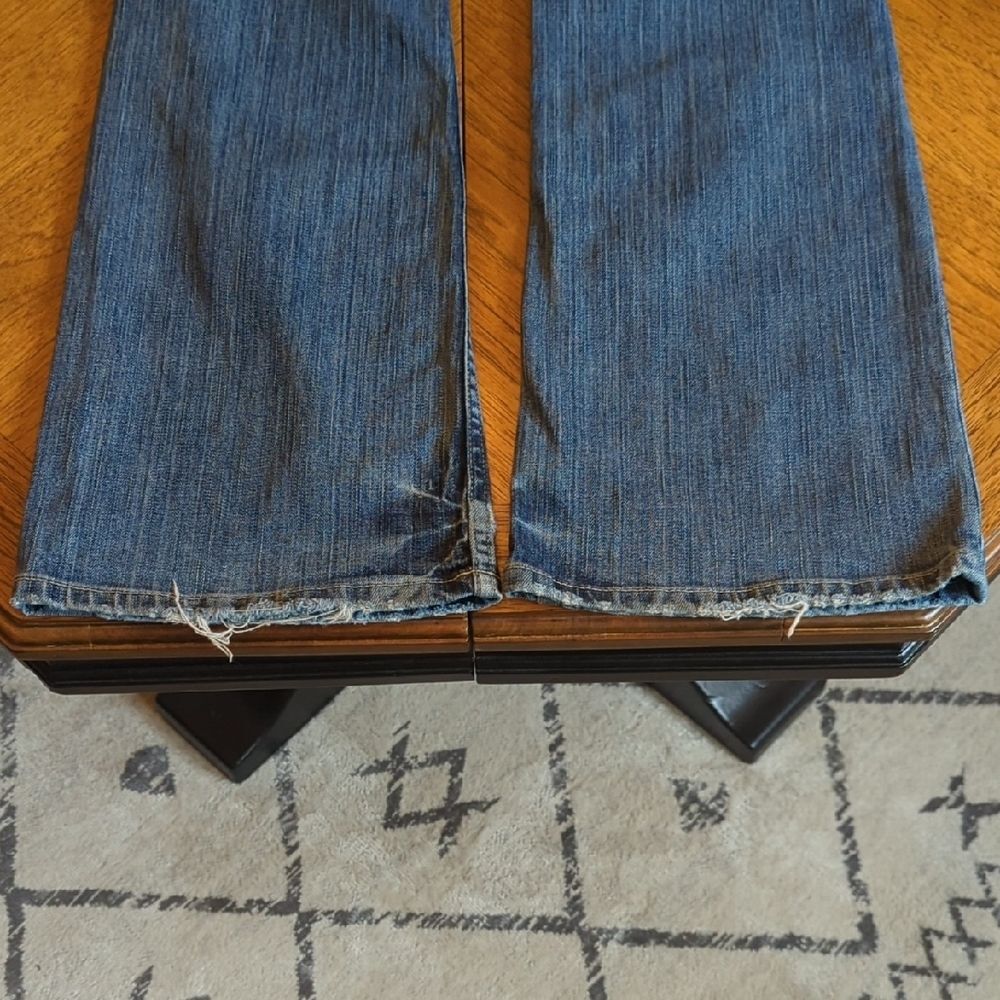 Y2K American Eagle Outfitters Classic Blue Jeans Lightly Distressed Hipster - Picture 14 of 14